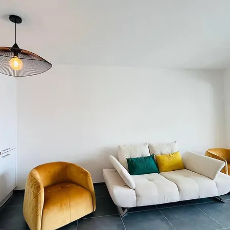 Appartement Moderne 3p A Calvi, Piscine, Parking, Proche Plage - Fr-1-63-366