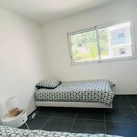 Moderne 3p A Calvi, Piscine, Parking, Proche Plage - Fr-1-63-366 Apartmán